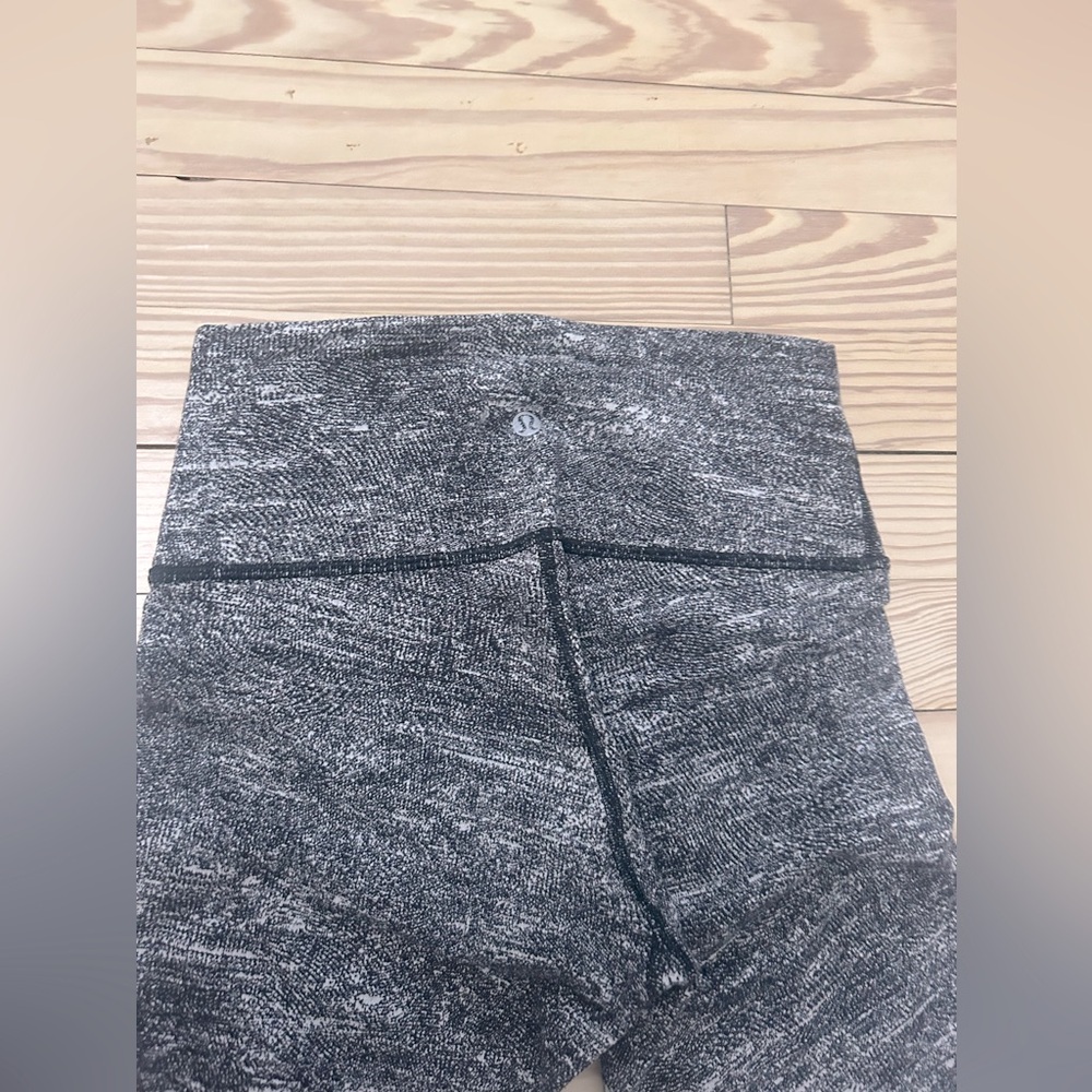 Lululemon Gray High-Waisted Leggings